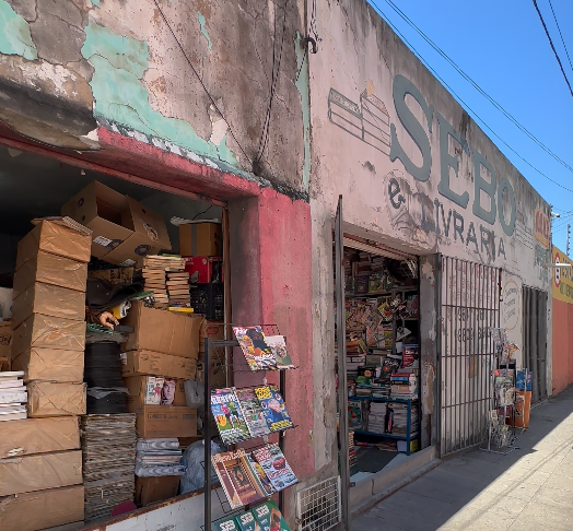 Fachada do Sebo Rei dos Livros